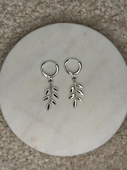 🌿 „Leafy Elegance“ – Ohrringe aus 925 Silber