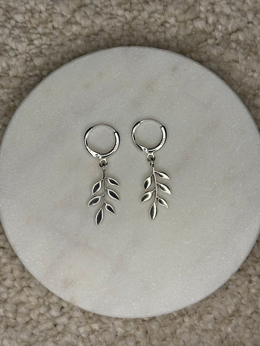 🌿 „Leafy Elegance“ – Ohrringe aus 925 Silber