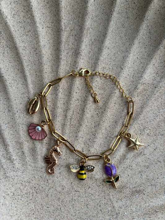 Sommerliches Charm-Armband mit Muschel, Biene & Blume - vergoldet 18 Karat🩷